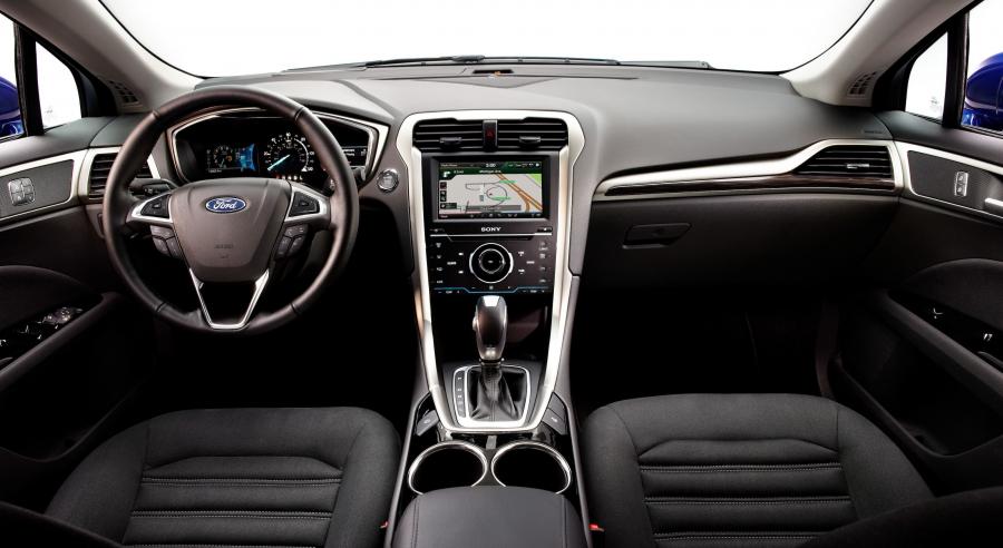  Ford Fusion 2013 года  (US) (фото 79 из 202)